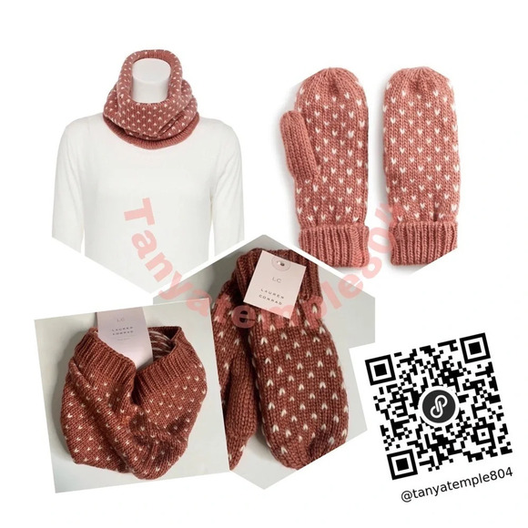 LC Lauren Conrad Withered Rose Heart Scarf & Mittens - Picture 1 of 7